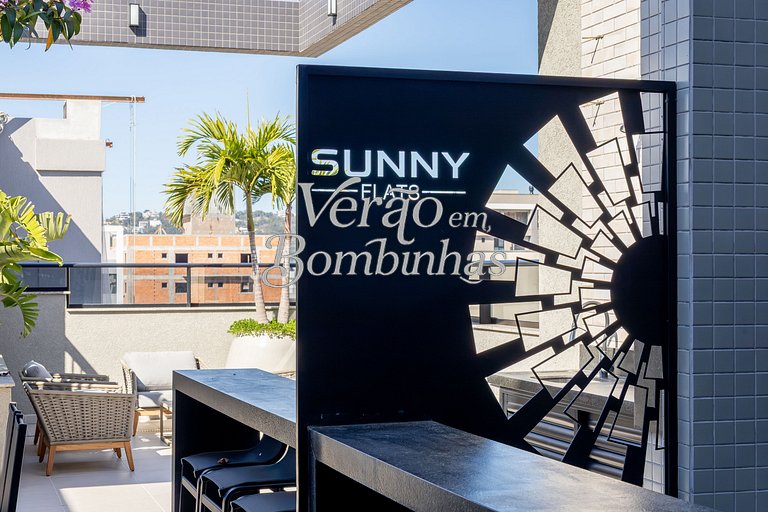 Sunny Flats