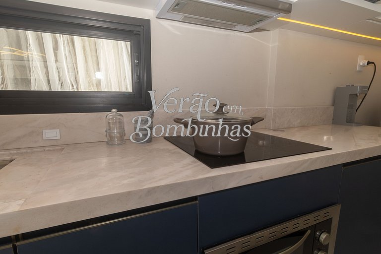 Flat para casal na praia de Bombas