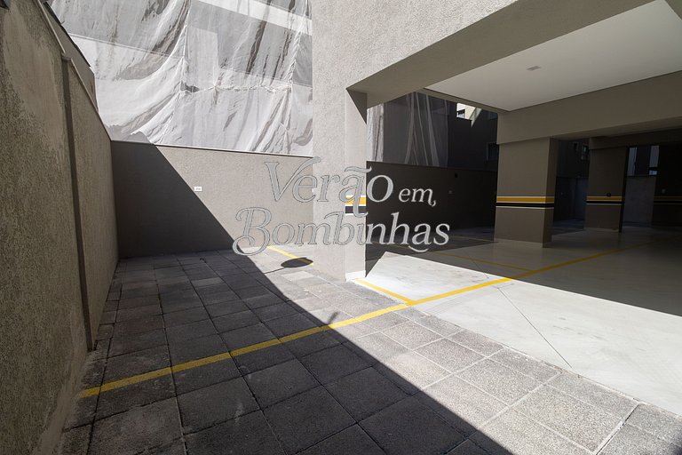 Flat para casal na praia de Bombas
