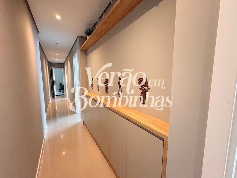 Amplo apartamento 3 suítes em Mariscal