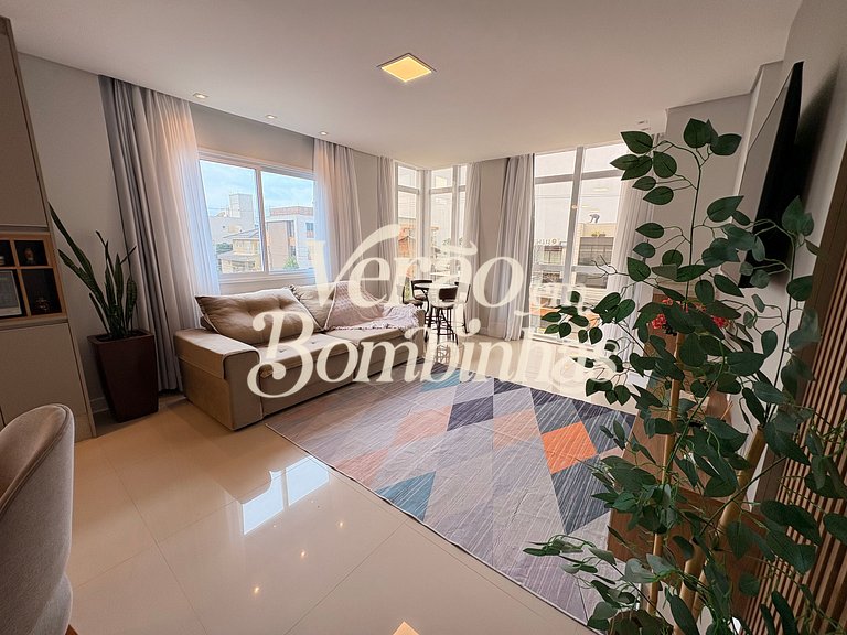 Amplo apartamento 3 suítes em Mariscal