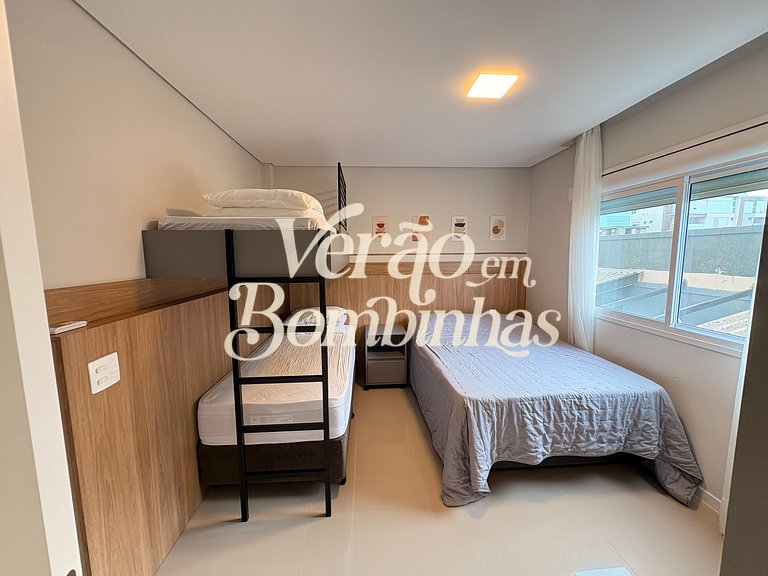 Amplo apartamento 3 suítes em Mariscal