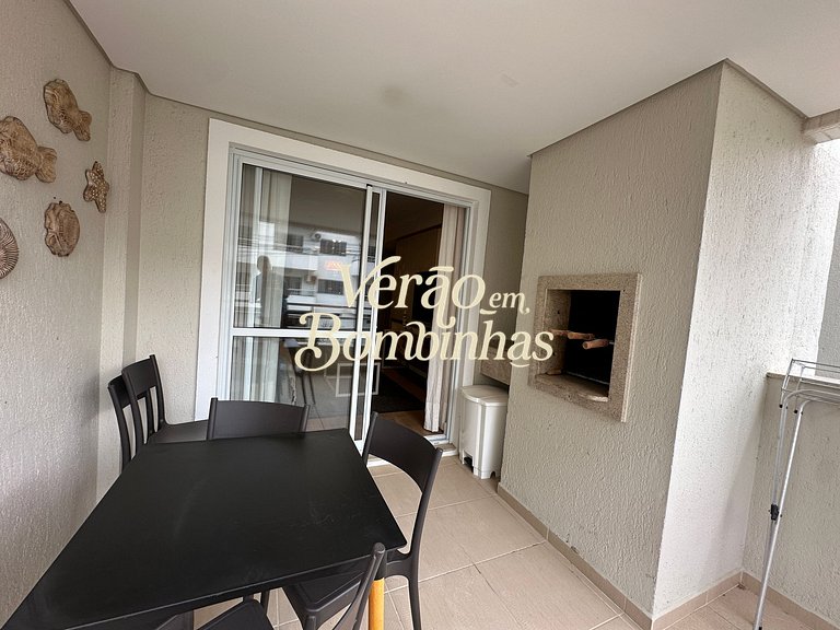 Apartamento a 80 metros da praia de Mariscal