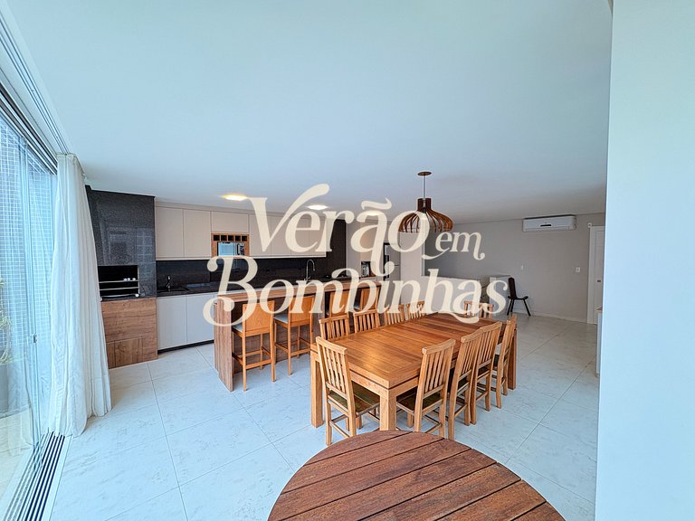 Duplex em Mariscal com piscina