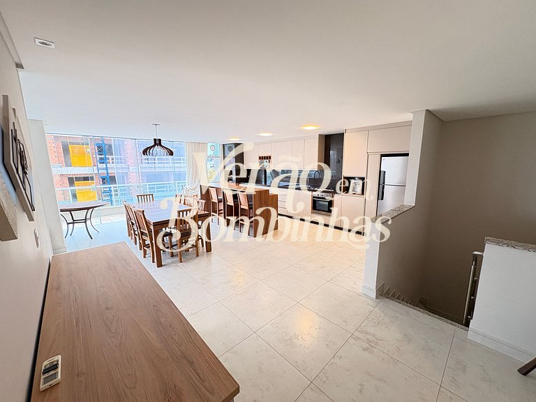 Duplex em Mariscal com piscina