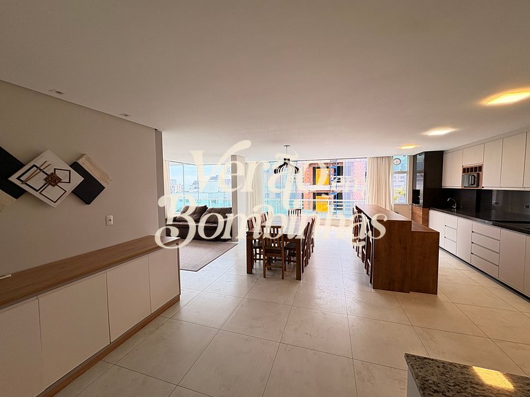Duplex em Mariscal com piscina