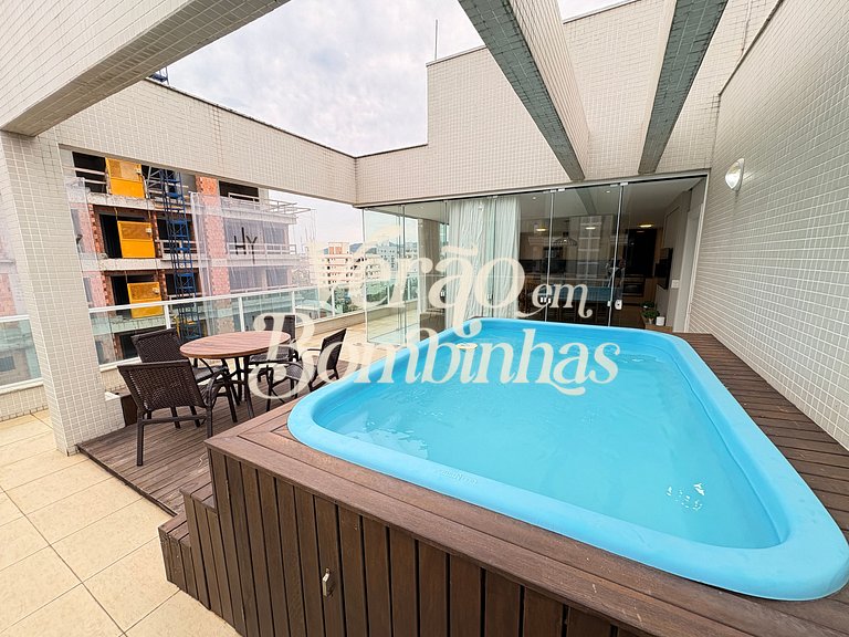 Duplex em Mariscal com piscina