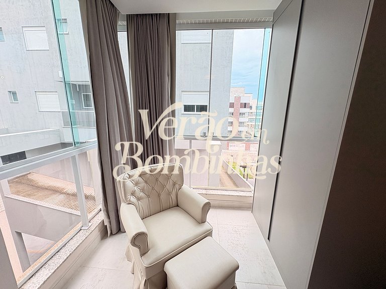 Duplex no centro de Mariscal com piscina privativa
