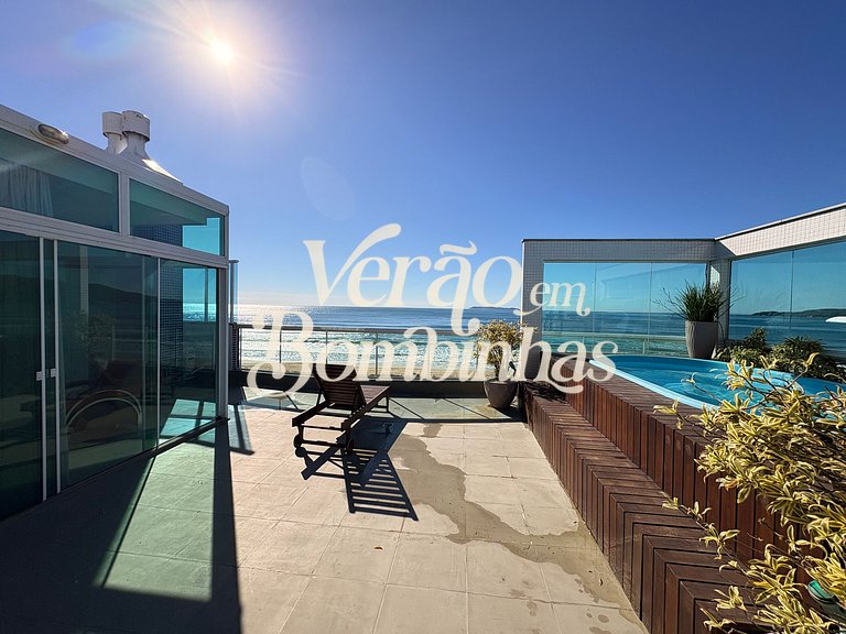 Duplex frente mar em Mariscal