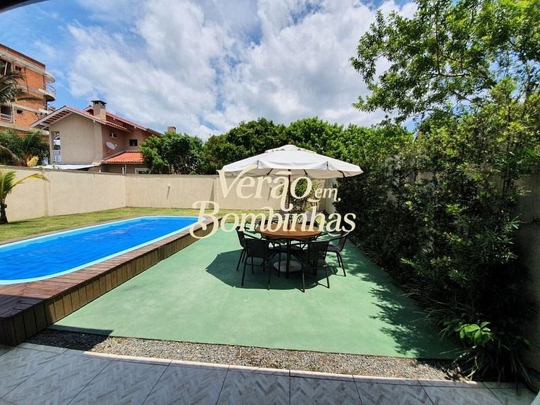 Casa 3 quartos com piscina em Mariscal