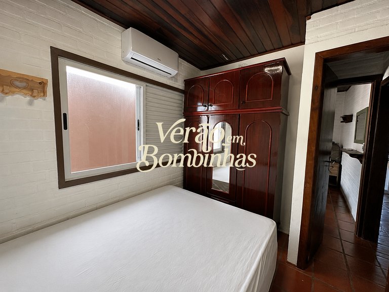 Casa Frente Mar Bombas