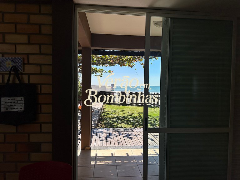 Casa Frente Mar Bombas