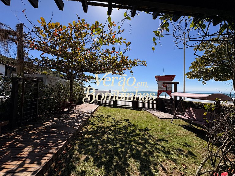 Casa Frente Mar Bombas