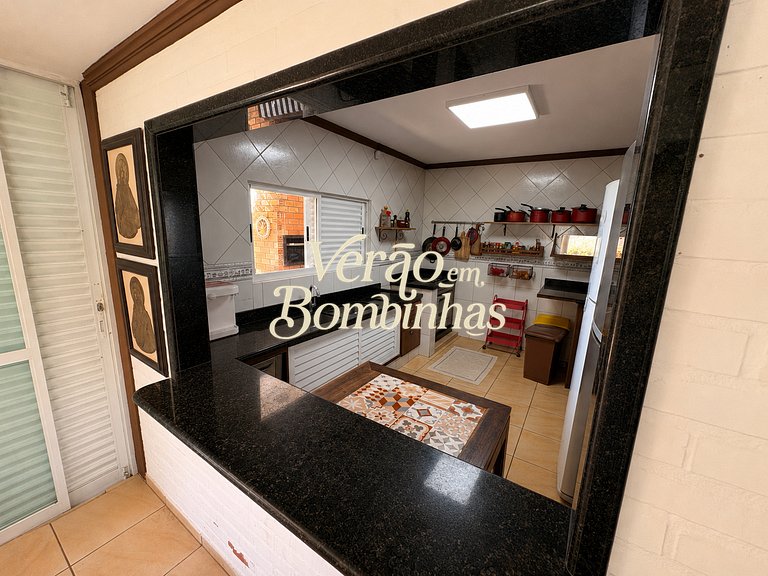Casa Frente Mar Bombas