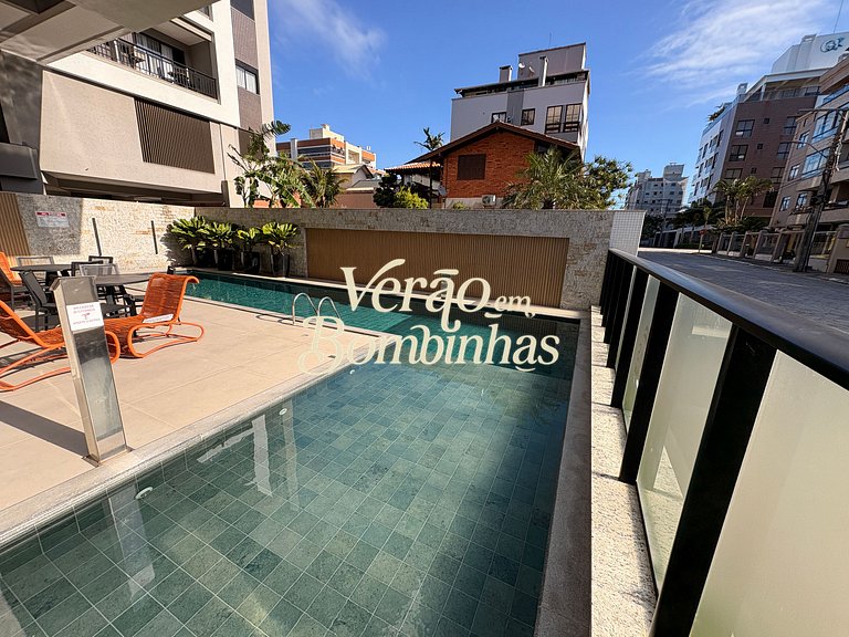 2 suítes com piscina em Bombas