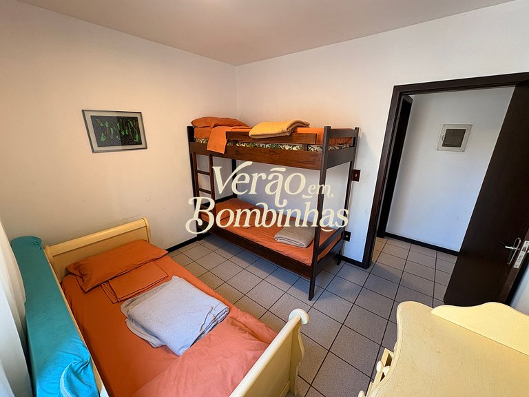 Apartamento de 3 habitaciones en Avenida de Bombas