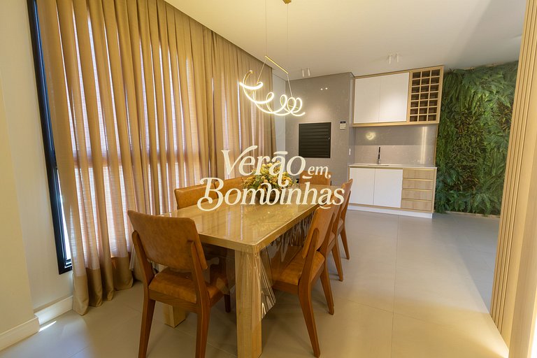 3 suítes com vista pro mar de Bombinhas