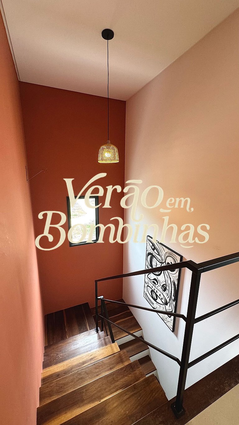 Cobertura duplex aconchegante para família em Mariscal