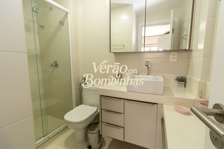 4 Quartos pra 10 pessoas no Punta Blu