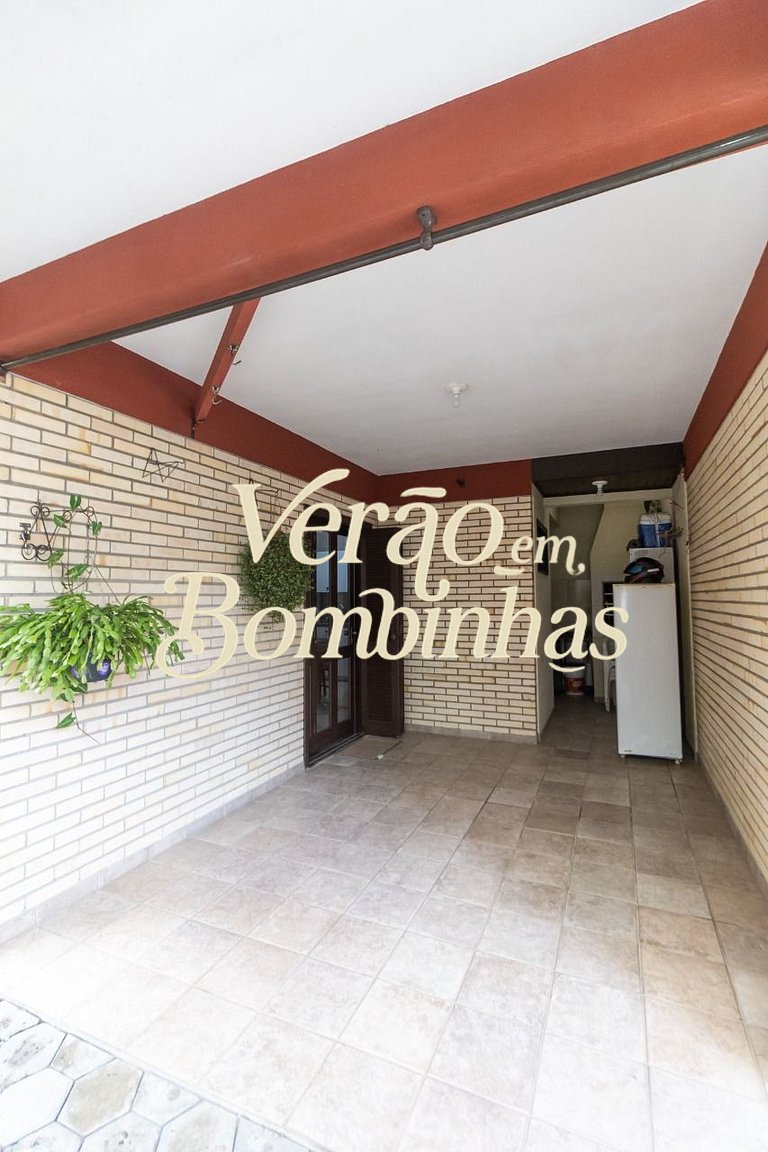 Dúplex adosado acogedor en Bombas